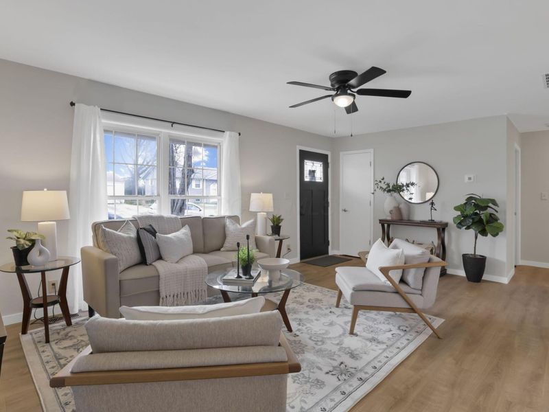 345 Baroness Way, Columbus, OH 43230 Photo 3