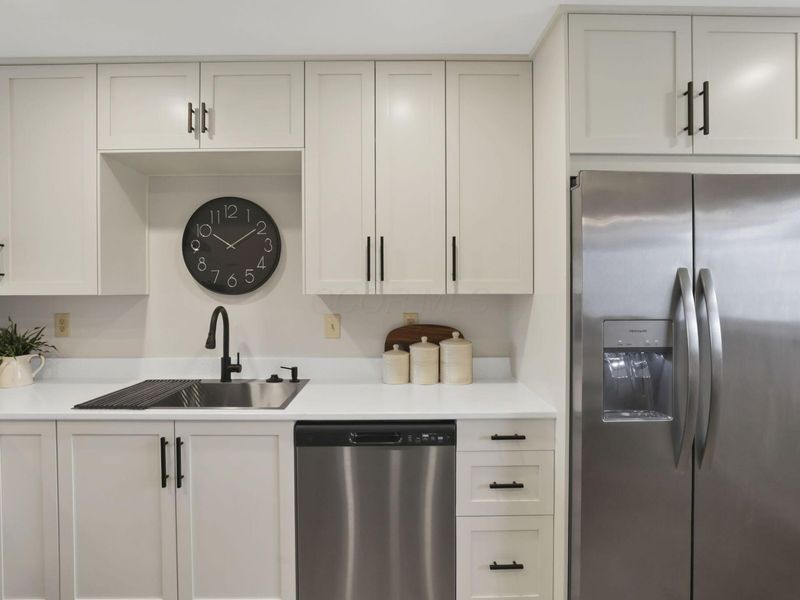 345 Baroness Way, Columbus, OH 43230 Photo 8