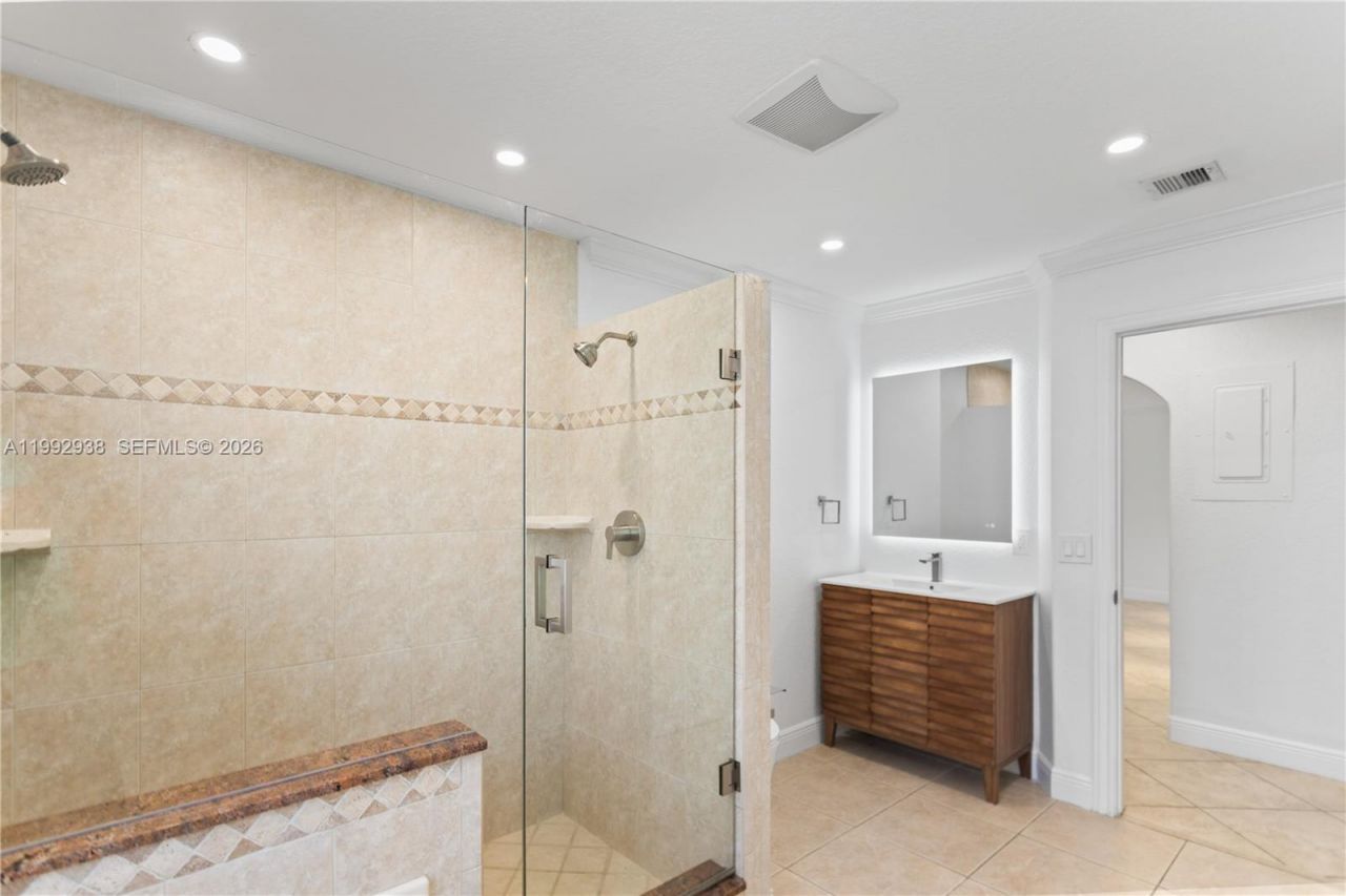 405 SE 4th Ter , Dania Beach, FL 33004 Photo