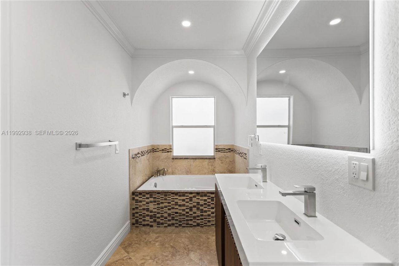 405 SE 4th Ter , Dania Beach, FL 33004 Photo