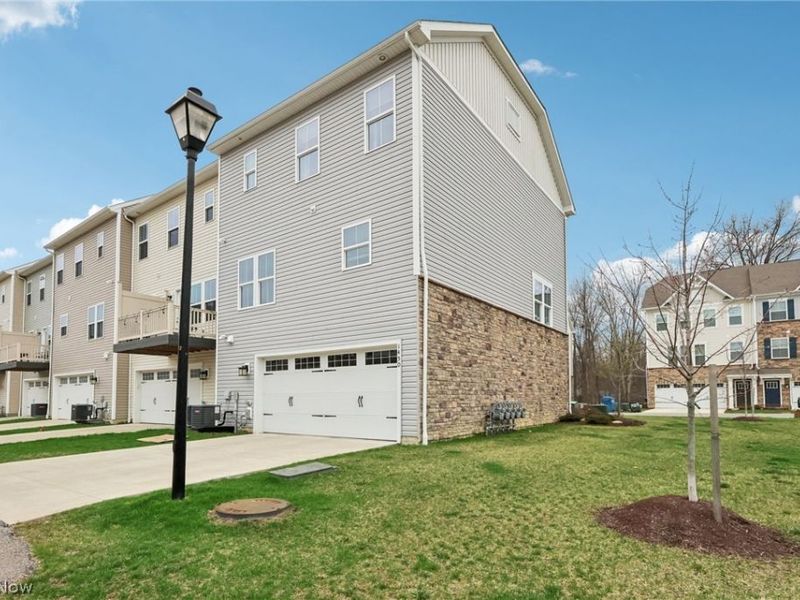 1450 Caymus Court , Avon, OH 44011 Photo 38