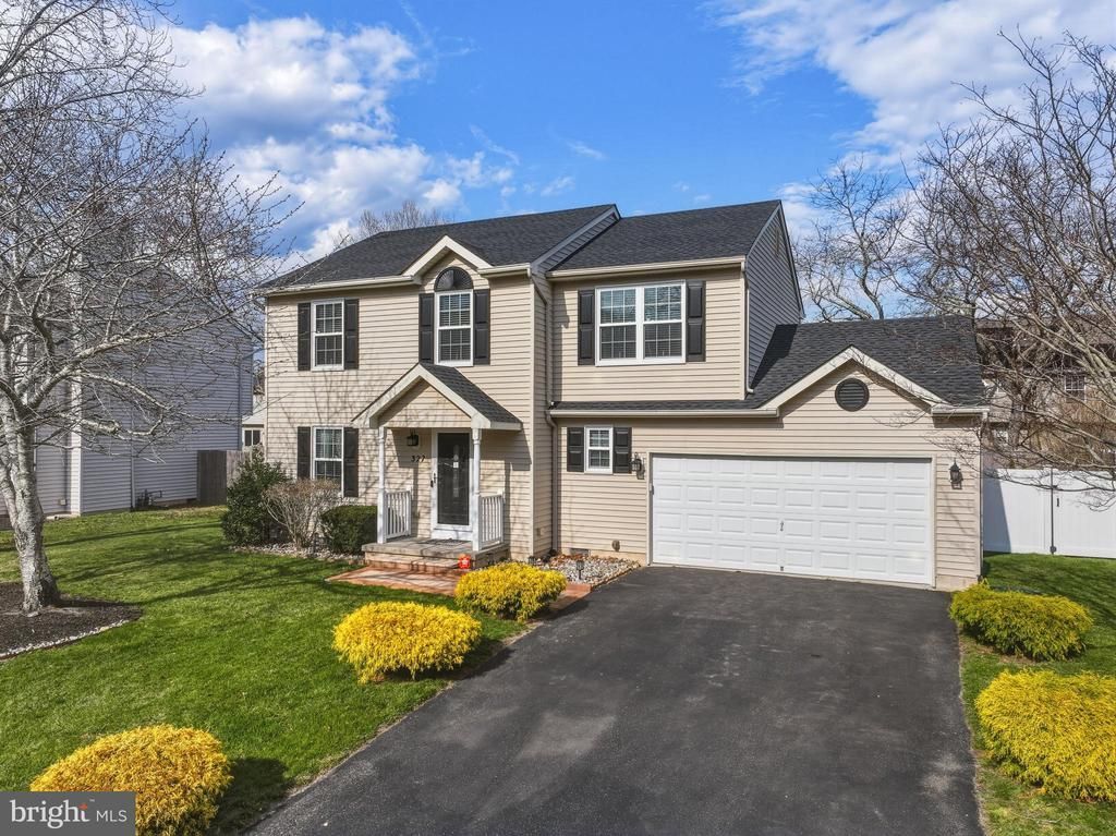 327 Harbourtown Boulevard, Little Egg Harbor Township, NJ 08087 Main Photo