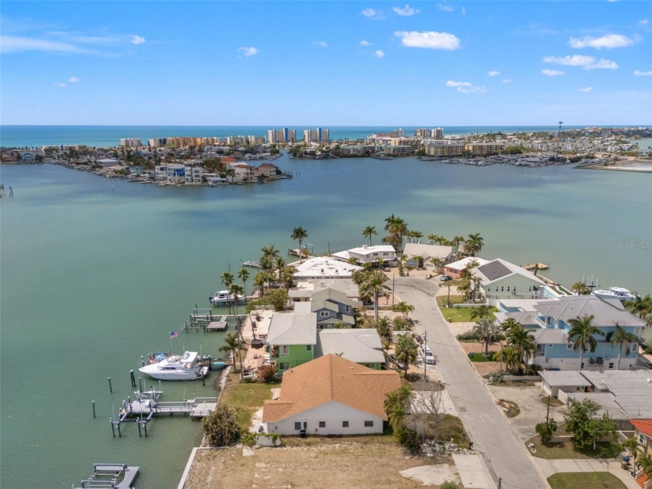 811 Bay Point Drive, Madeira Beach, FL 33708 Photo