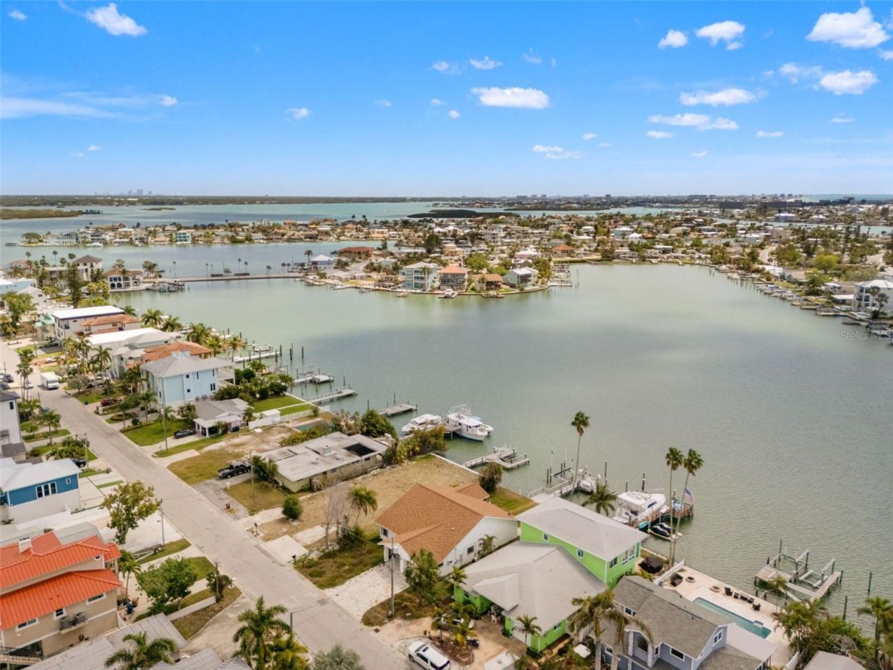 811 Bay Point Drive, Madeira Beach, FL 33708 Photo