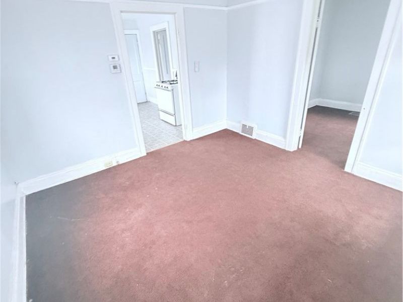 14011 Glendale Avenue , Unit UP / DOWN, Cleveland, OH 44128 Photo 14