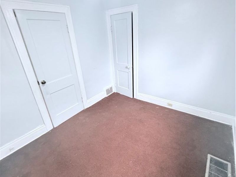 14011 Glendale Avenue , Unit UP / DOWN, Cleveland, OH 44128 Photo 18