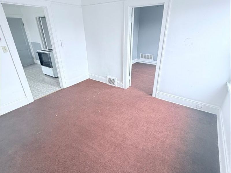 14011 Glendale Avenue , Unit UP / DOWN, Cleveland, OH 44128 Photo 26