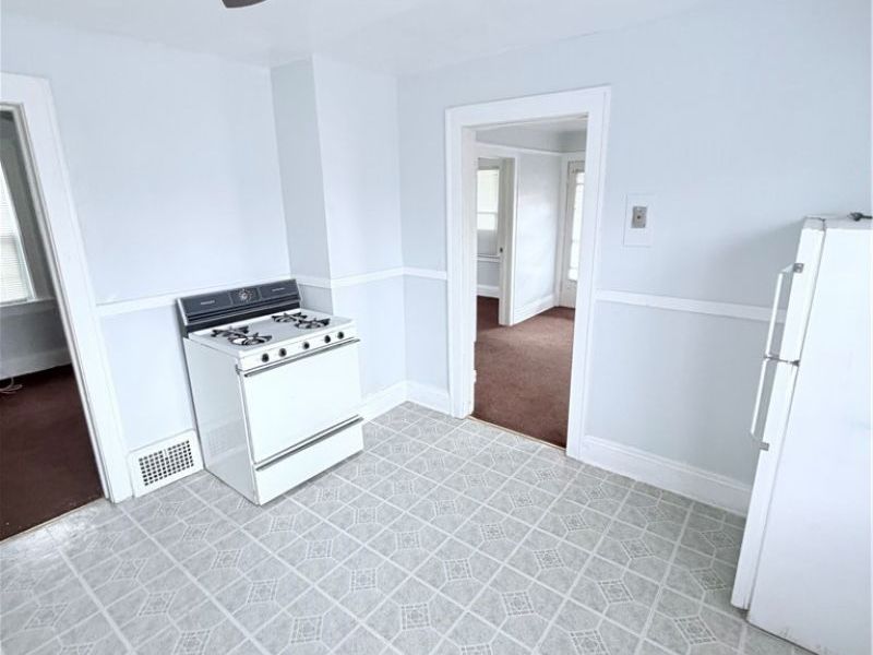 14011 Glendale Avenue , Unit UP / DOWN, Cleveland, OH 44128 Photo 5