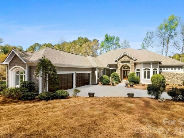 143 Brawley Harbor Place , Mooresville, NC 28117