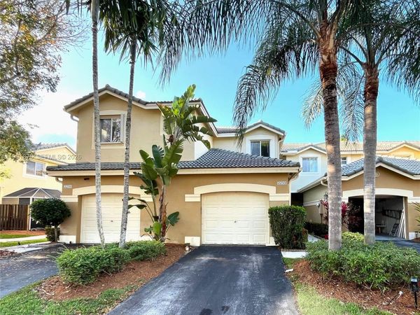 2233 Ensenada Ter, Weston, FL 33327