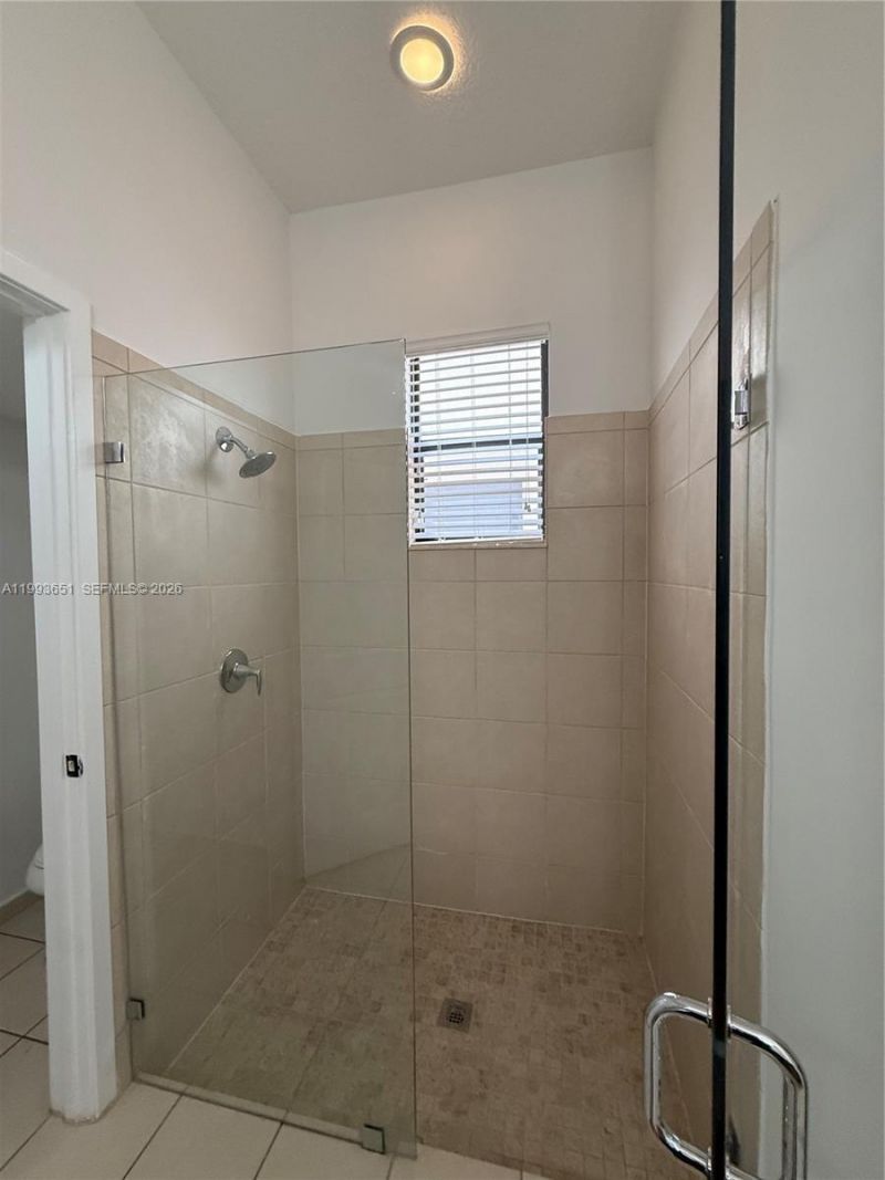 9776 W 34th Ave, Hialeah, FL 33018 Photo