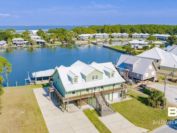 310 Cavalier Circle, Dauphin Island, AL 36528