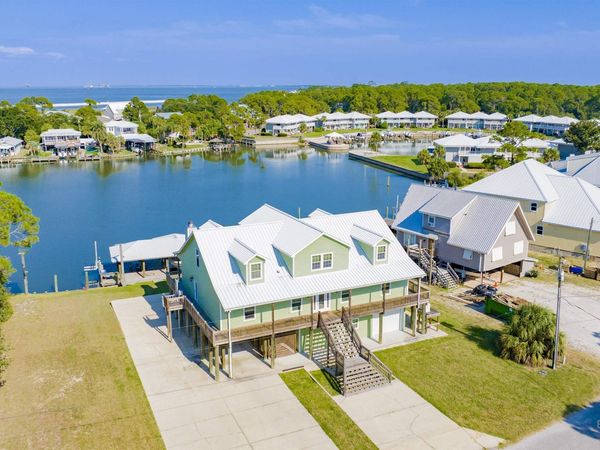 310 Cavalier Circle, Dauphin Island, AL 36590