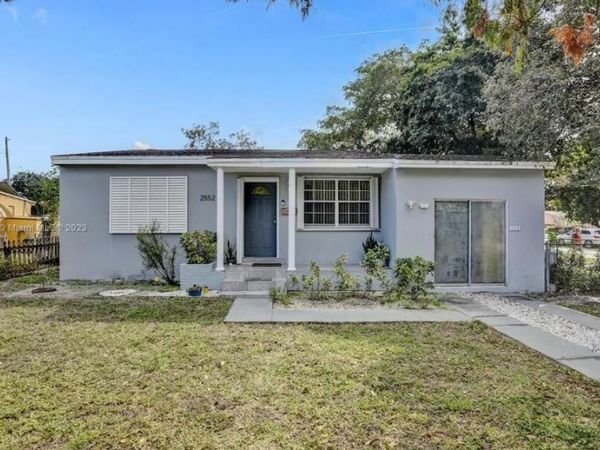 2552 Wiley Street, Hollywood, FL 33020