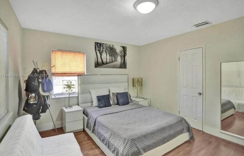 2552 Wiley Street, Hollywood, FL 33020 Photo