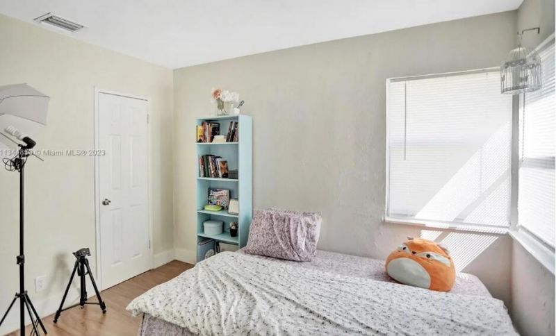 2552 Wiley Street, Hollywood, FL 33020 Photo