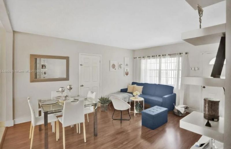 2552 Wiley Street, Hollywood, FL 33020 Photo