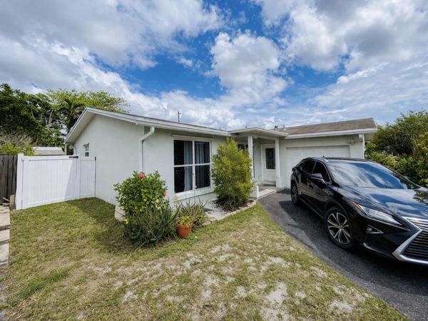 11361 NW 32nd Place, Sunrise, FL 33323