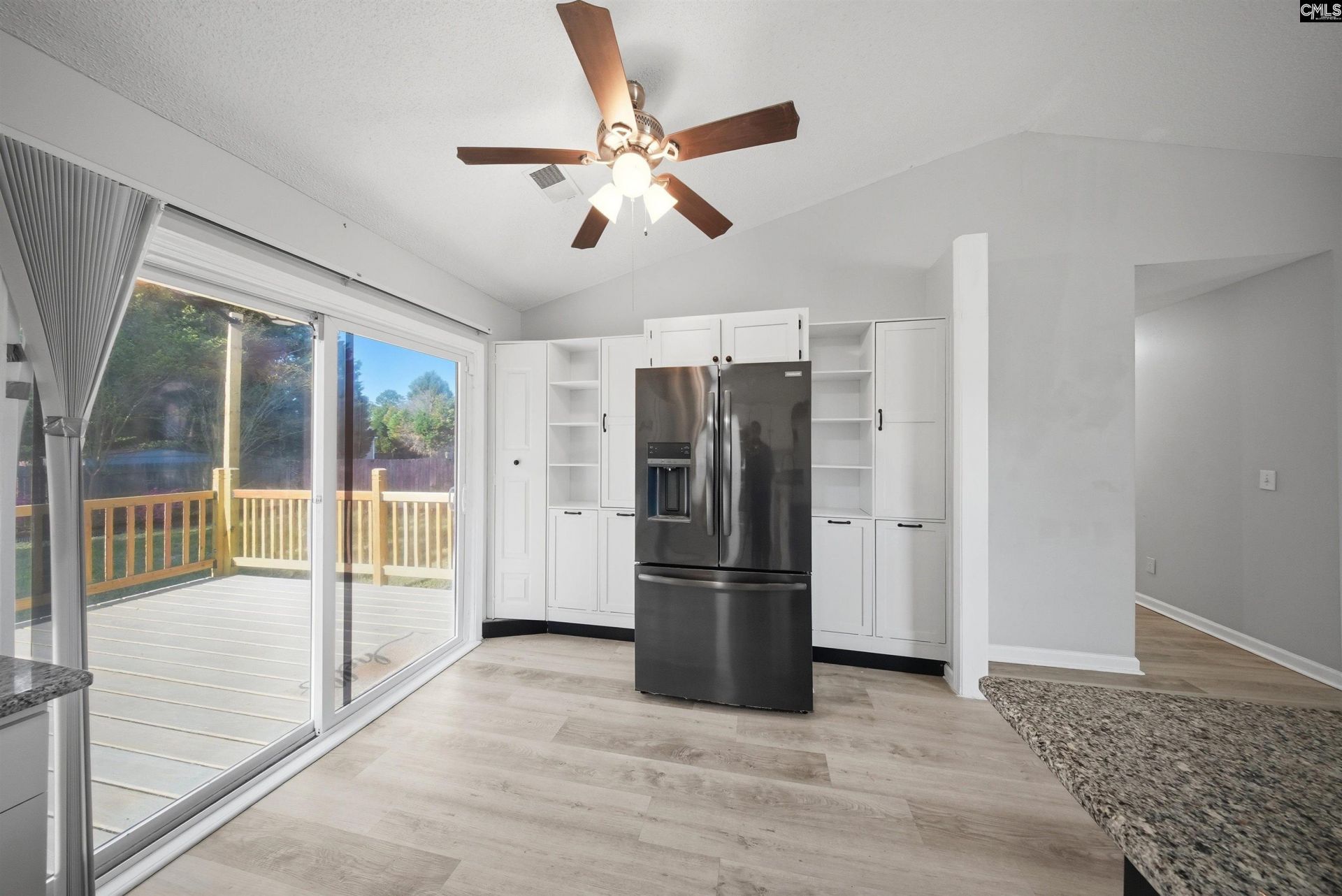 4 Thomaston  Photo 11