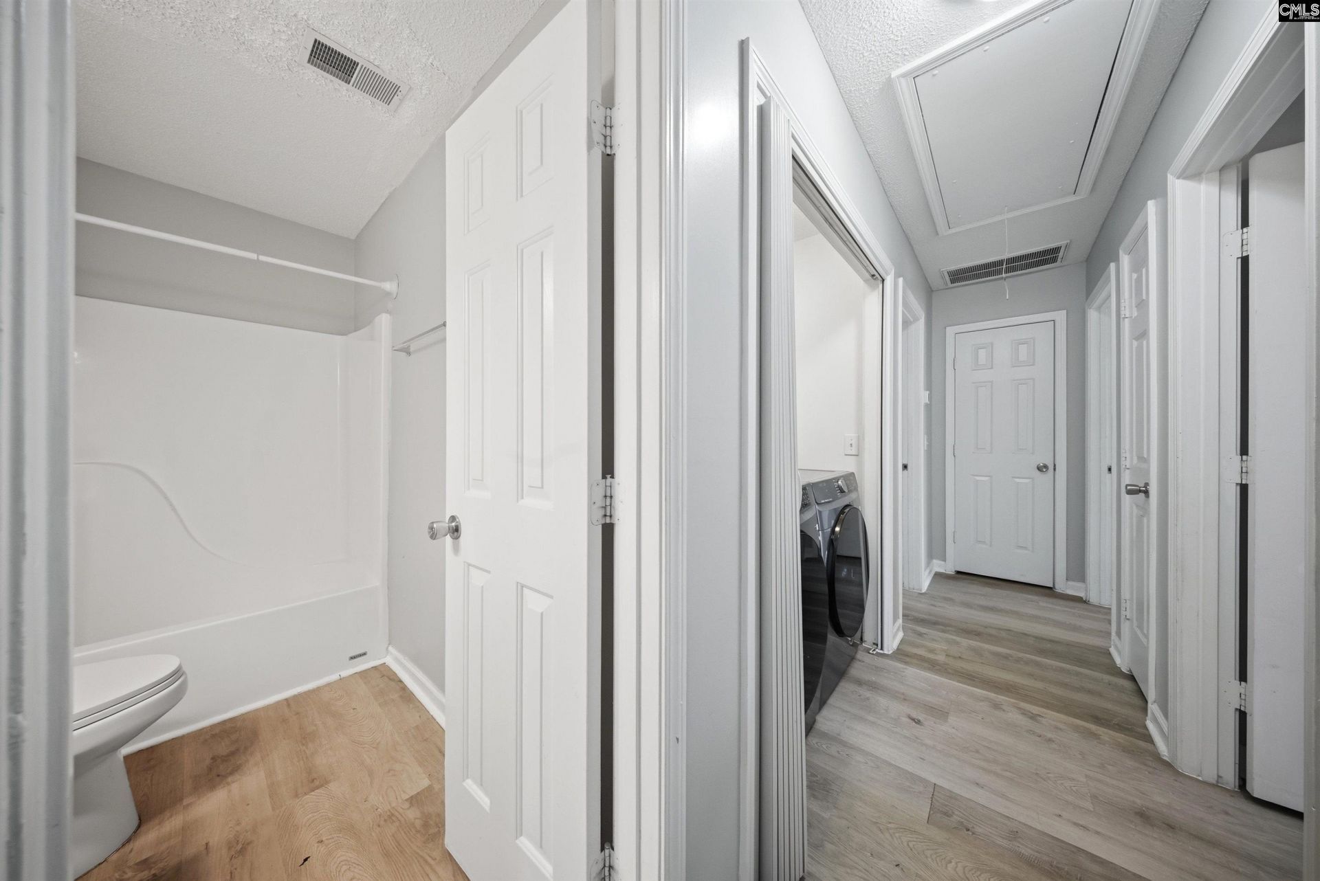 4 Thomaston  Photo 12