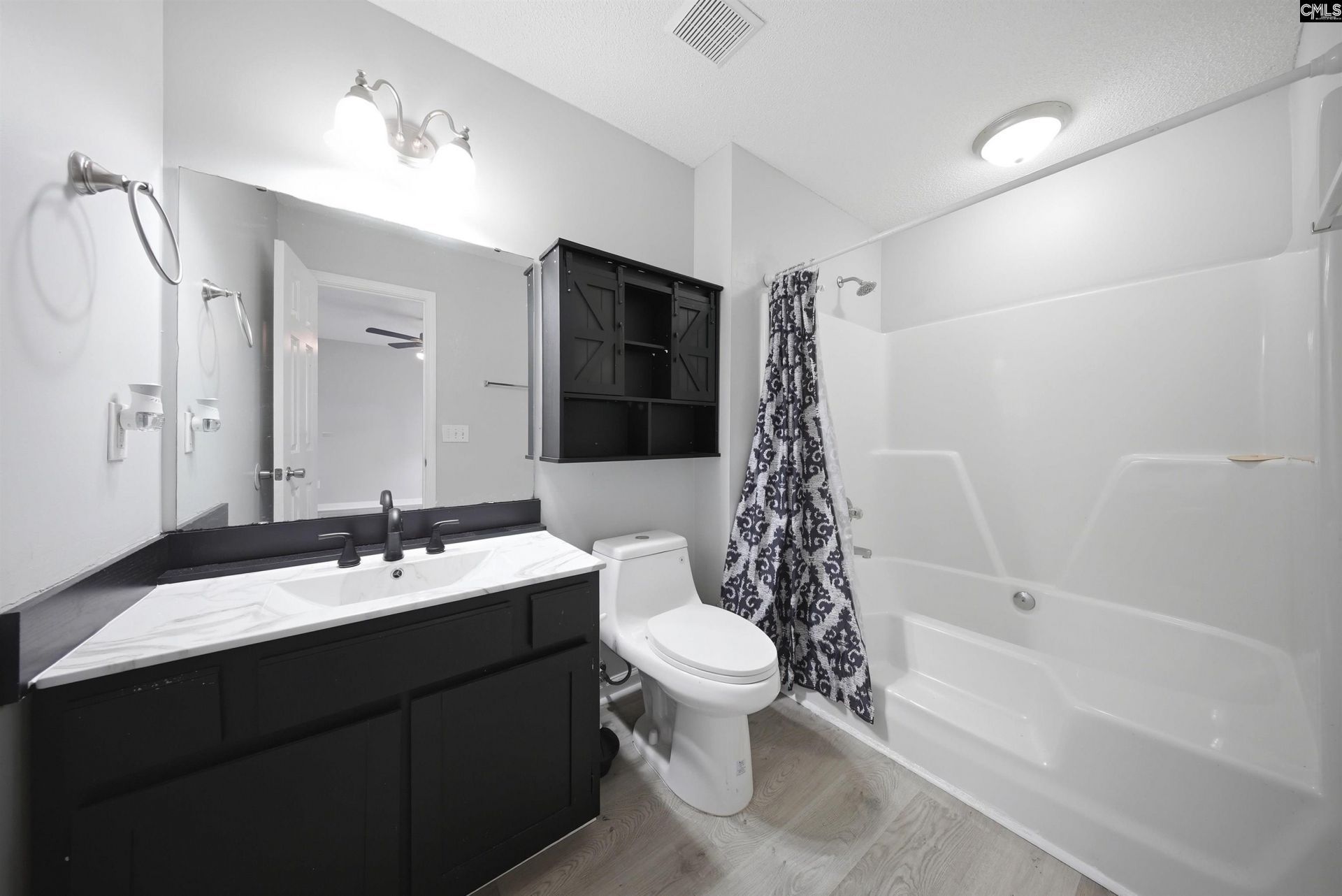 4 Thomaston  Photo 21