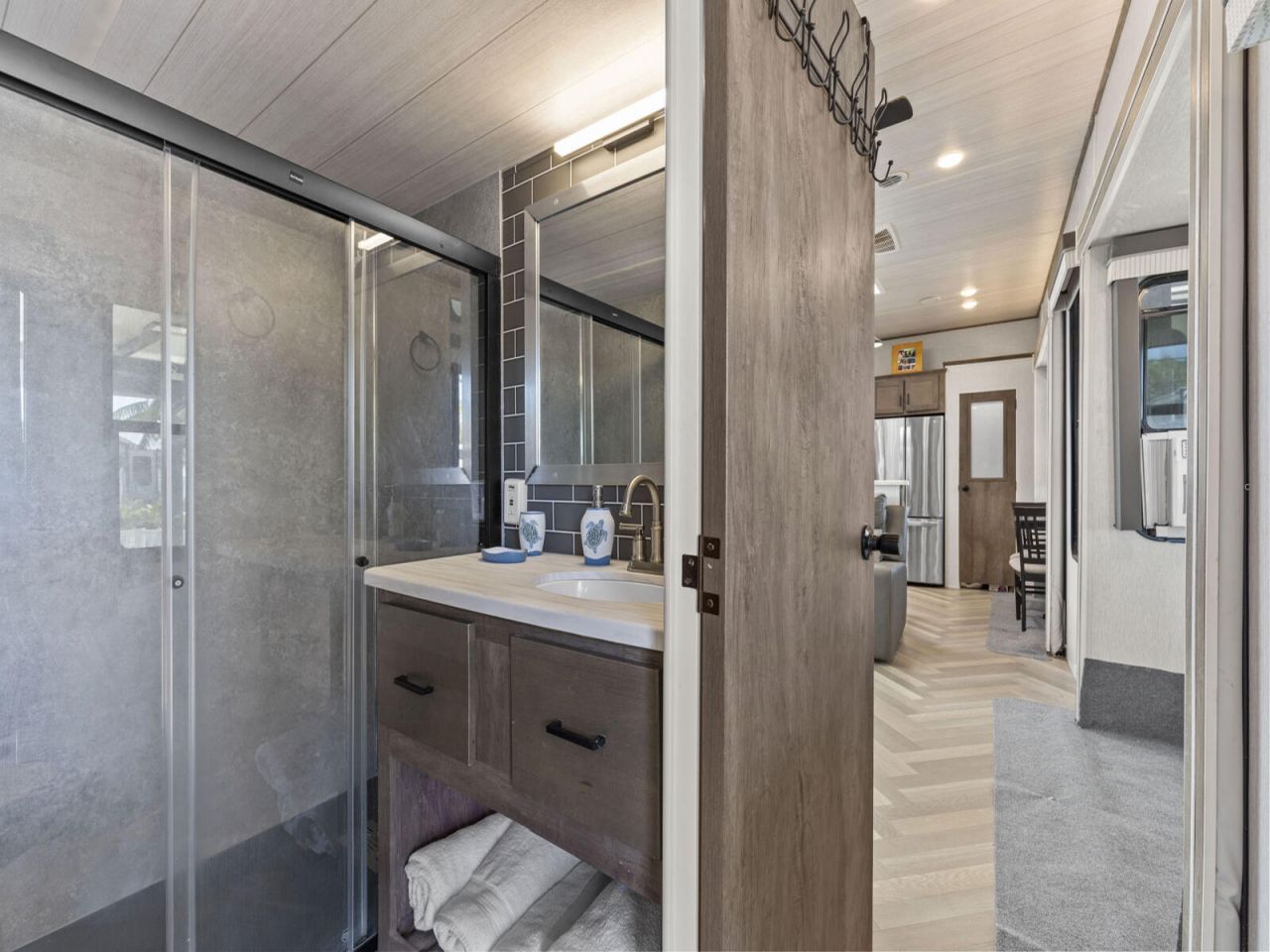 325 Calusa Street, Unit 321, Key Largo, FL 33037 Photo