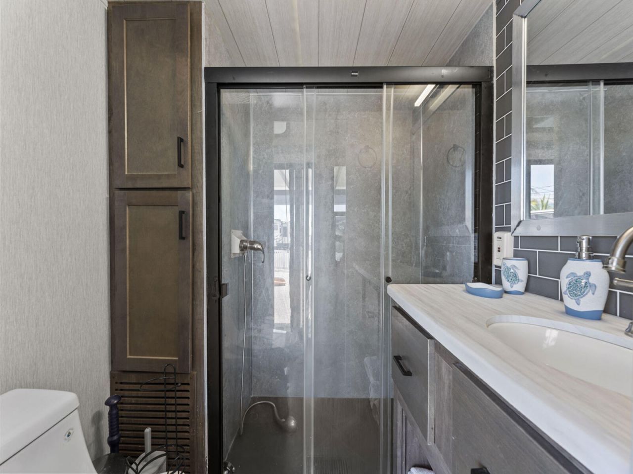 325 Calusa Street, Unit 321, Key Largo, FL 33037 Photo