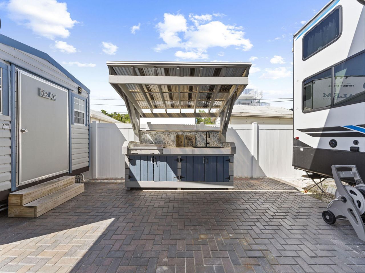 325 Calusa Street, Unit 321, Key Largo, FL 33037 Photo