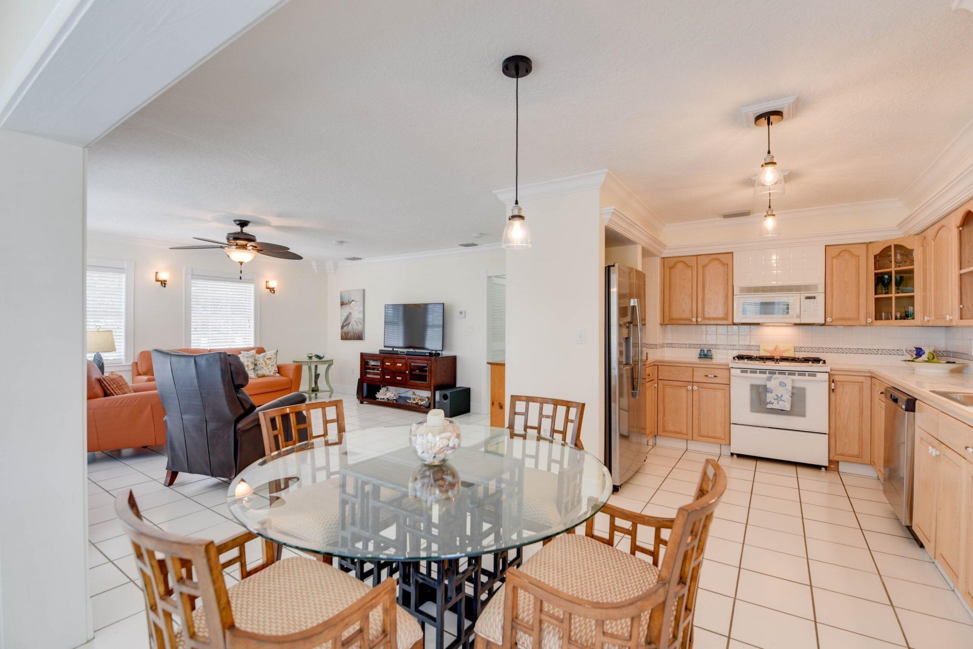 667 E Caribbean Drive, Summerland Key, FL 33042 Photo