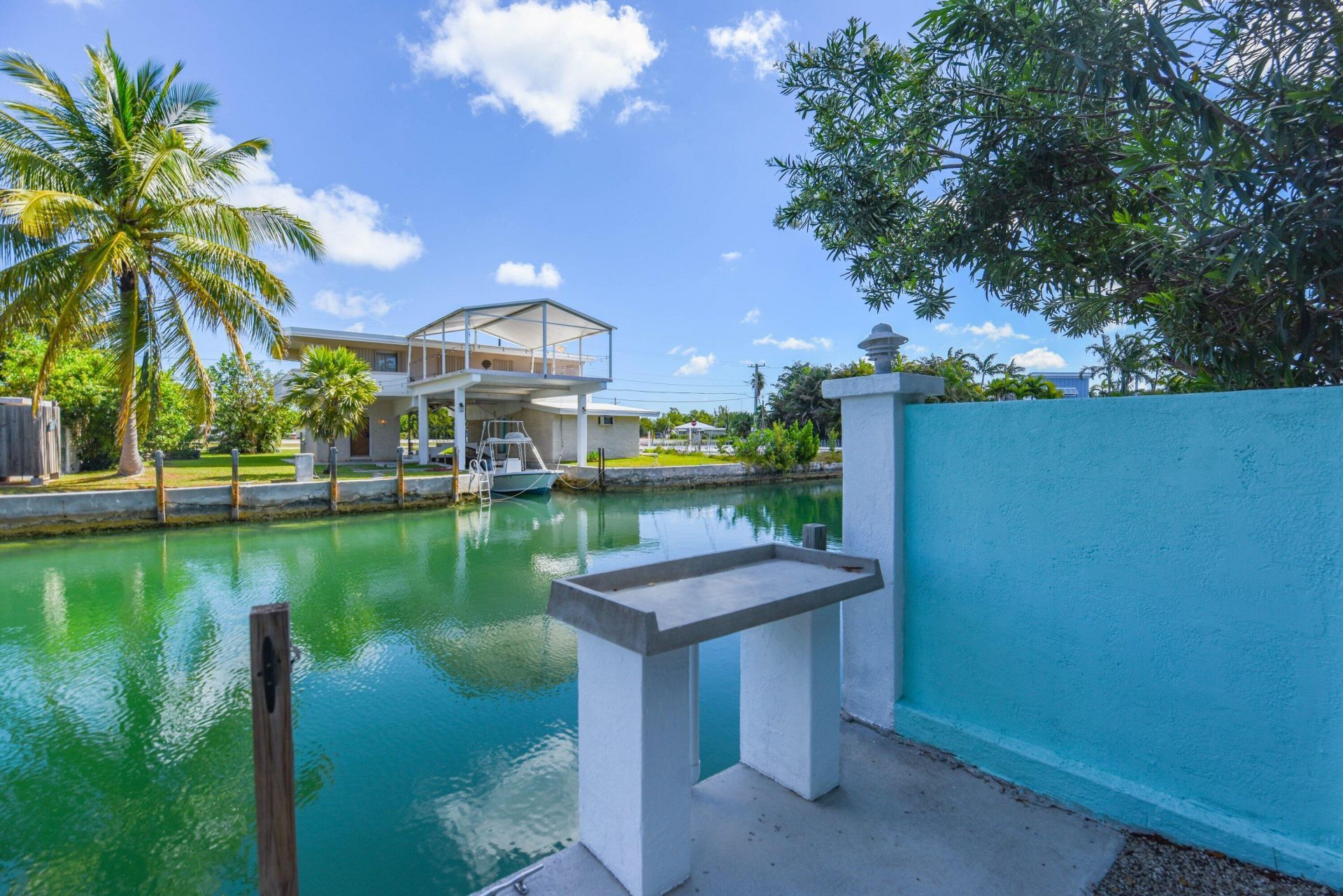 667 E Caribbean Drive, Summerland Key, FL 33042 Photo