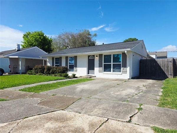 172 URSULA Drive, Avondale, LA 70094