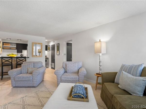 1098 Passover Road , Unit 201A, Osage Beach, MO 65065