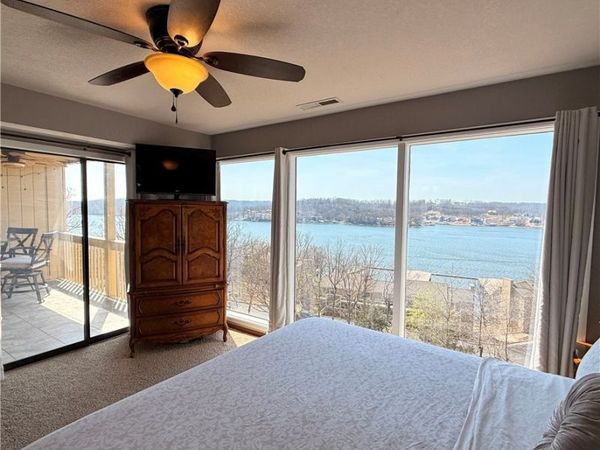 2500 Bay Point Lane , Unit 833, Osage Beach, MO 65065