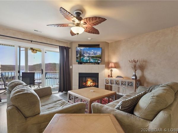 4800 Eagleview Drive, Unit 635, Osage Beach, MO 65065