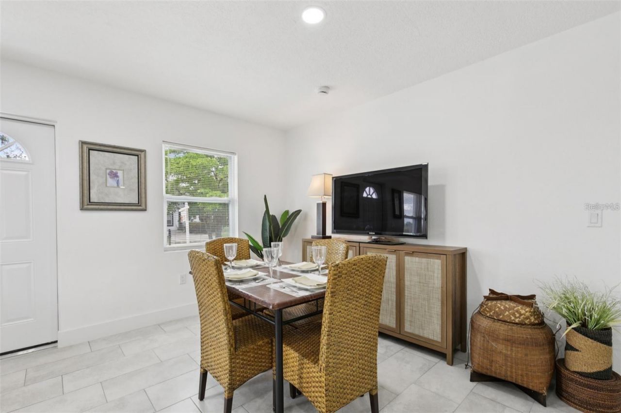 3530 Goodrich Avenue , Sarasota, FL 34234 Photo