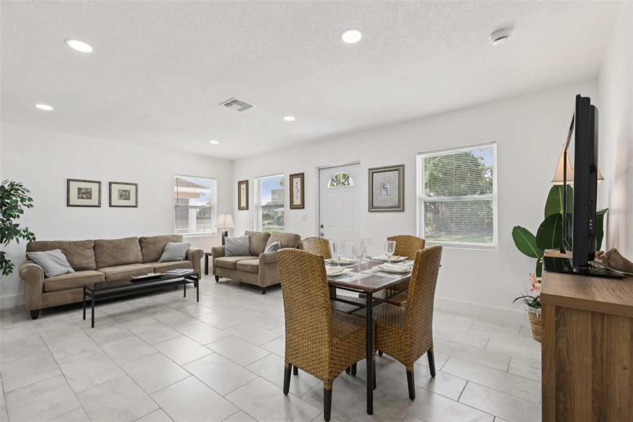 3530 Goodrich Avenue , Sarasota, FL 34234 Photo