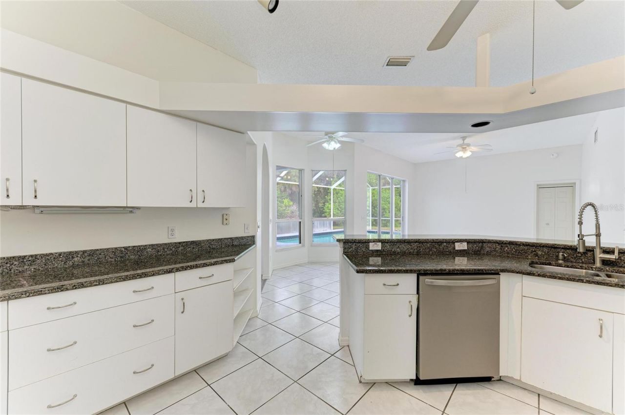 4805 76th Court E, Bradenton, FL 34203 Photo