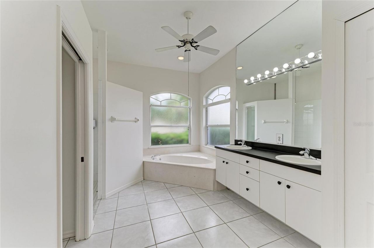 4805 76th Court E, Bradenton, FL 34203 Photo