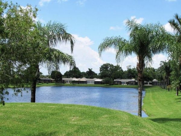 18841 Haywood Terrace, Unit 4, Boca Raton, FL 33496