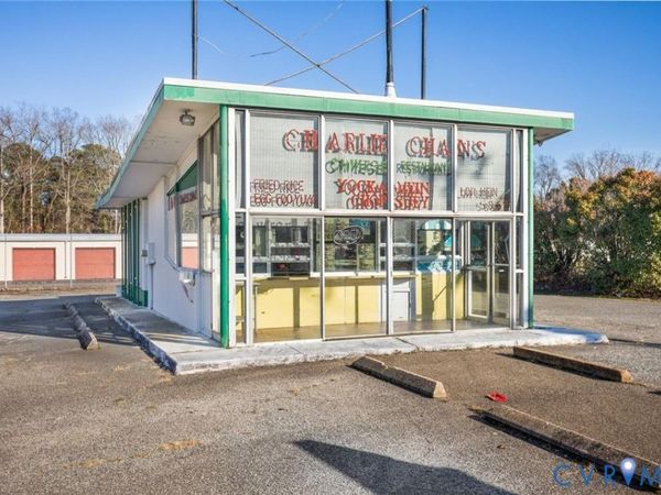 5862 Jefferson Avenue, Newport News, VA 23605