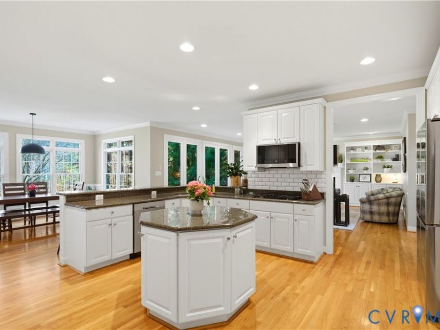Property Image 16