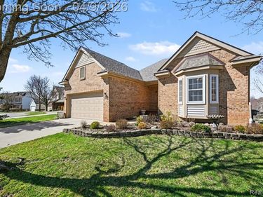 30949 Tanglewood Drive, Novi, MI 48377