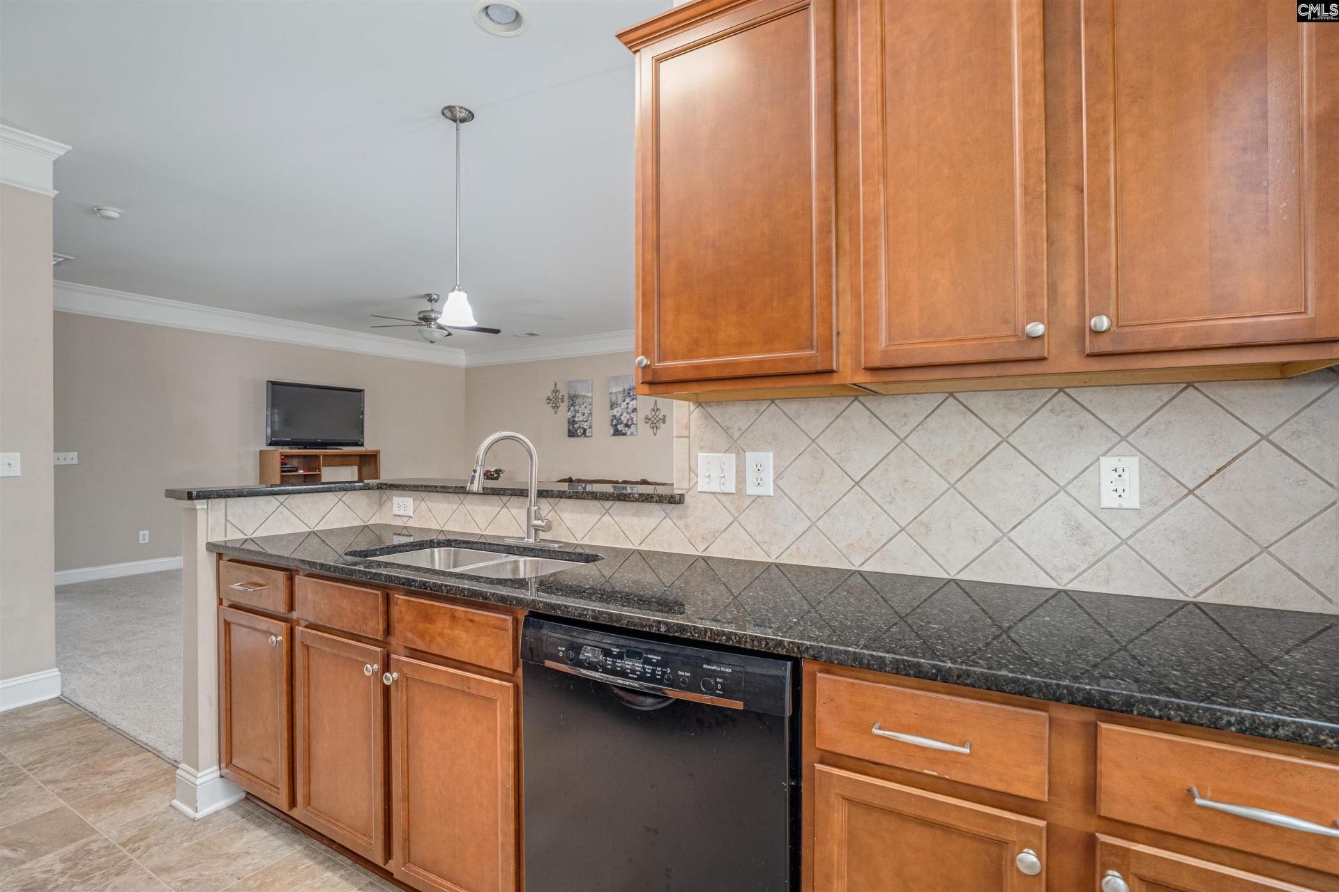 142 Whitton Court  Photo 11