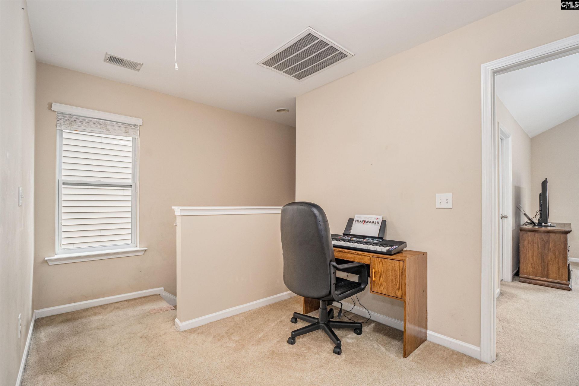 142 Whitton Court  Photo 14