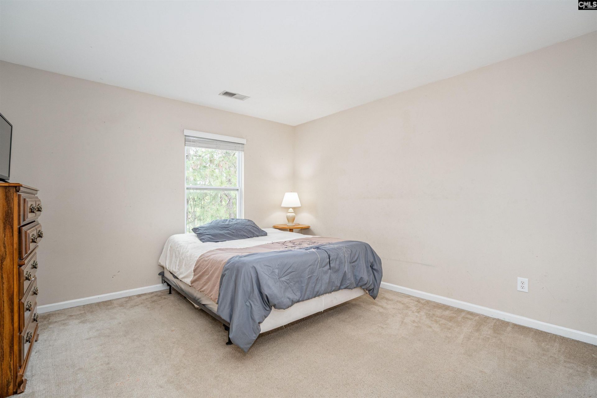 142 Whitton Court  Photo 22