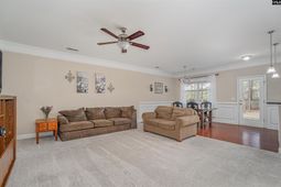 142 Whitton Court  photo 4