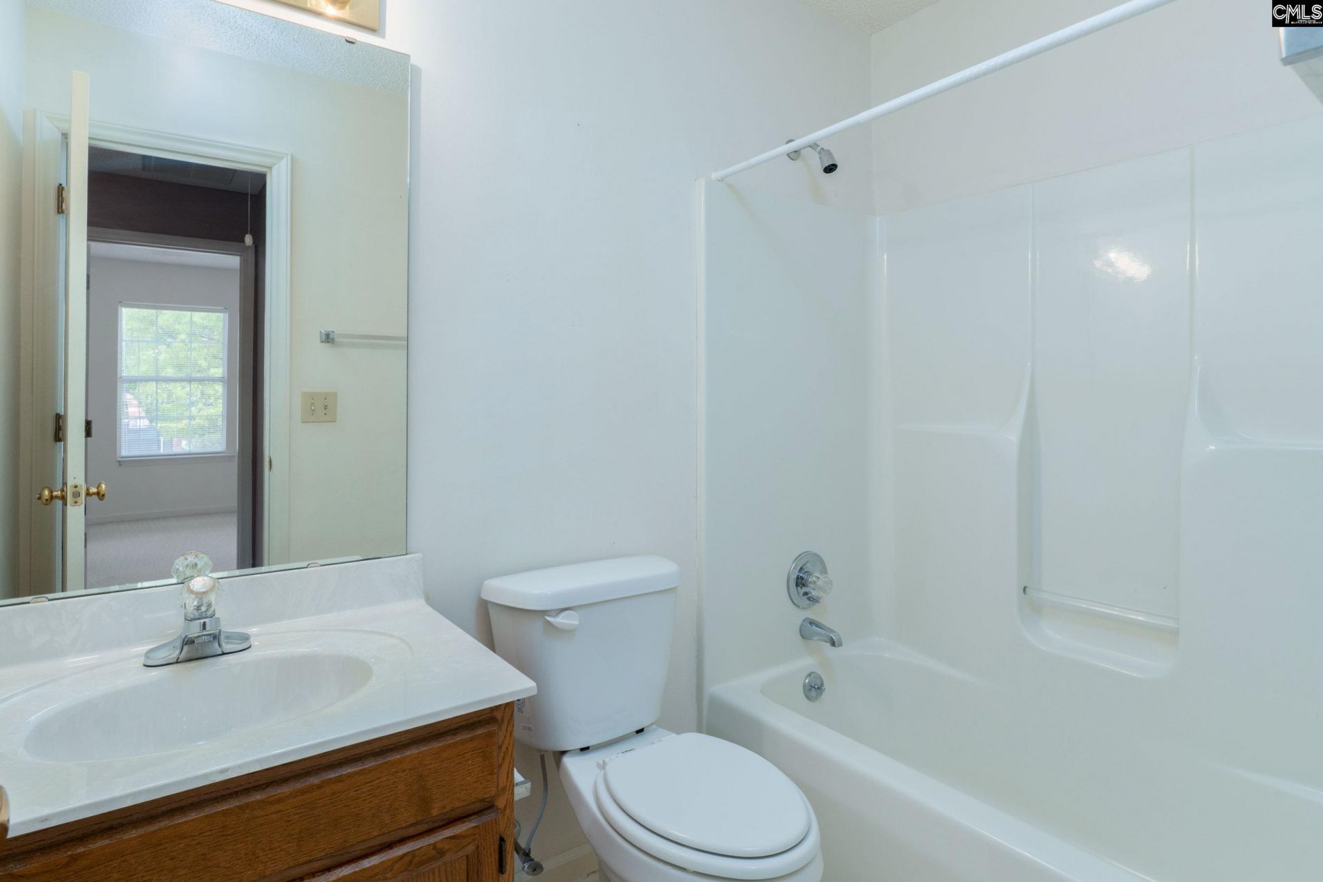 38 Dovecreek Drive  Photo 16