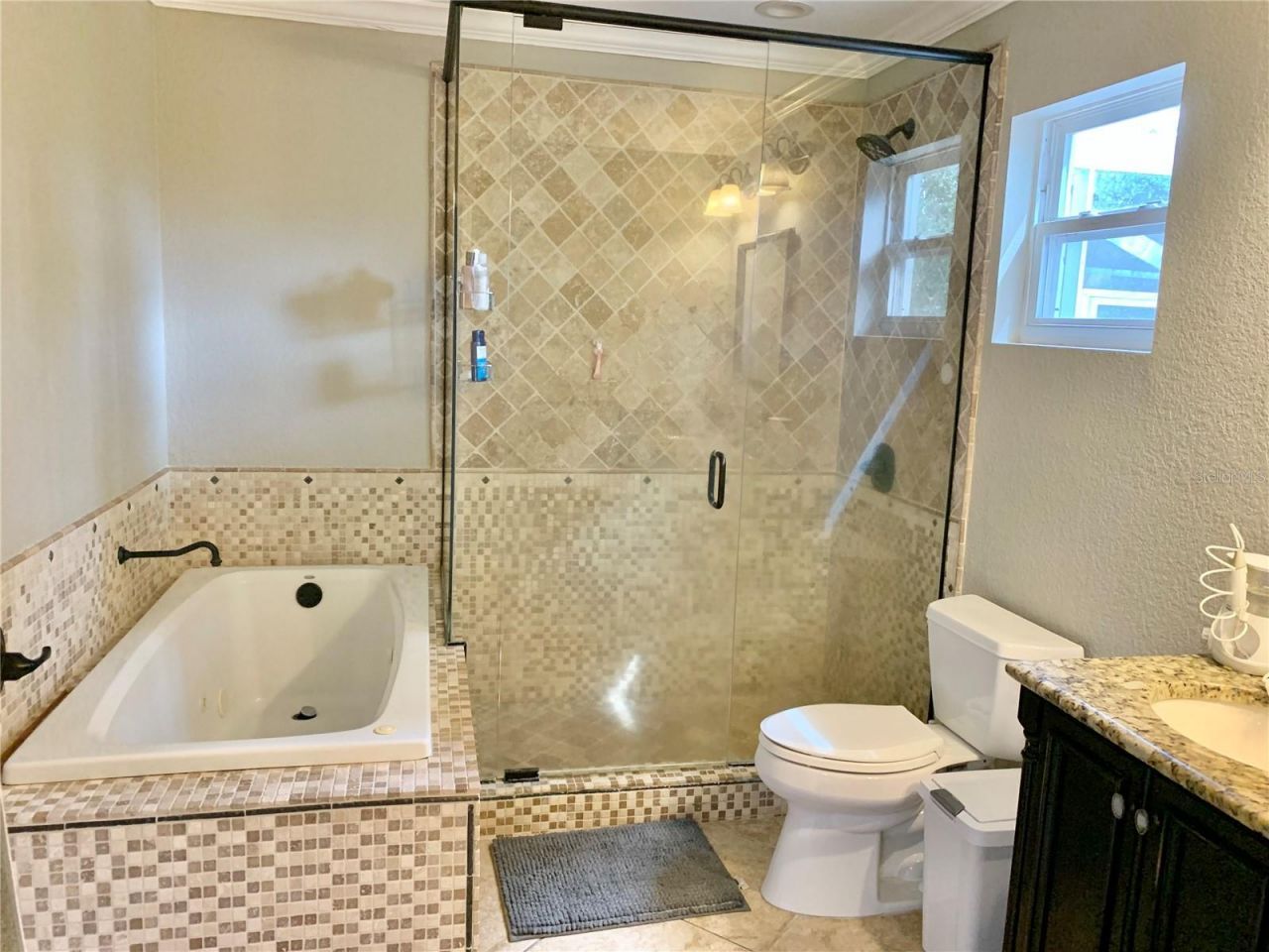 2219 NW 17th Avenue, Gainesville, FL 32605 Photo