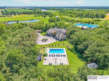 7191 S 240th Street, Gretna, NE 68028