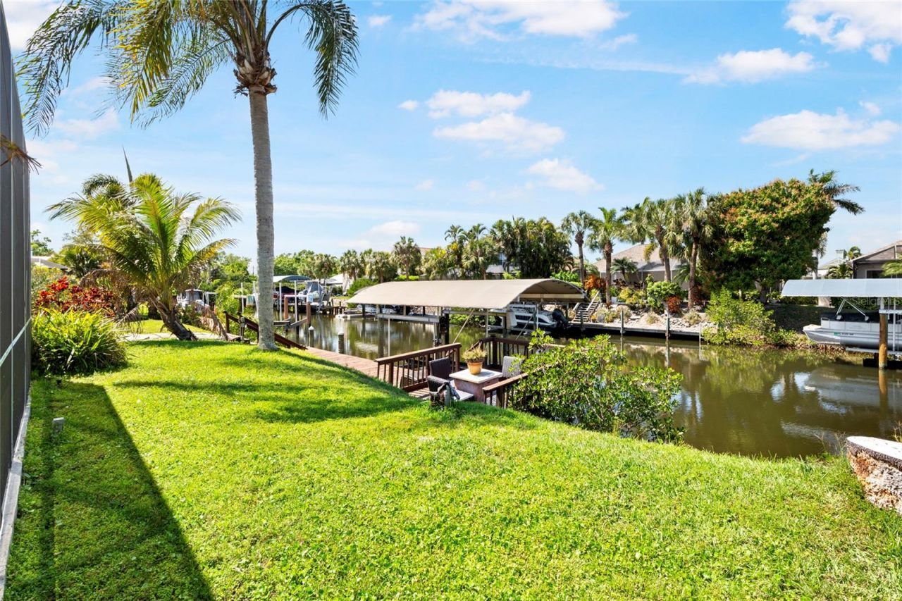 4427 Shark Drive , Bradenton, FL 34208 Photo